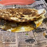 Quesadilla De Huitlacoche (XL Vegetariana)