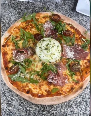 Pizza Burrata (30 Cm.)