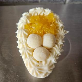 Ovo de colher ninho e abacaxi 200g