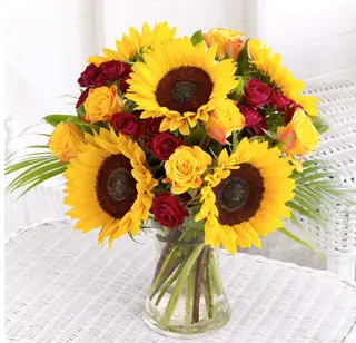 Bouquet 5 Girasole con Rosa rossa