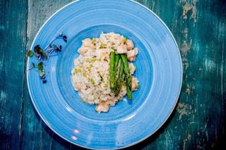 Risotto cu sparanghel și piept de pui