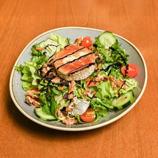 Ensalada de queso de cabra