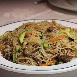 101. Fideos Chinos Con Tres Delicias