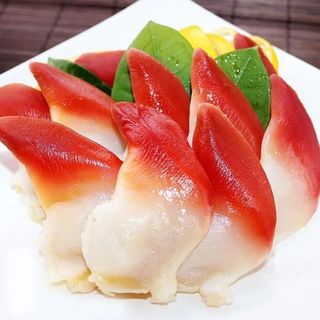 Sashimi Hokkigai 2U