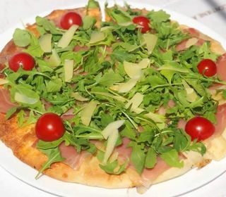 Pizza Crudo Ø32cm , 550g