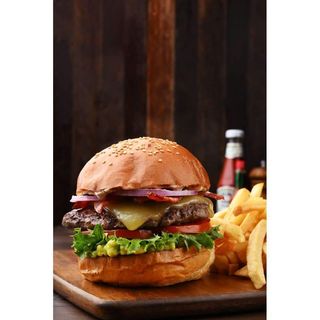 Guacamole Bacon Cheese Burger