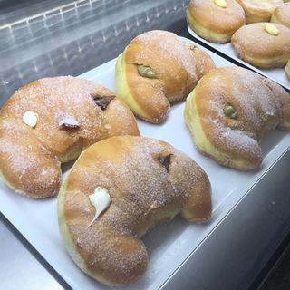 Cornetto bomba Pistacchio e nocciola