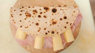 Piada cotto e mozzarella