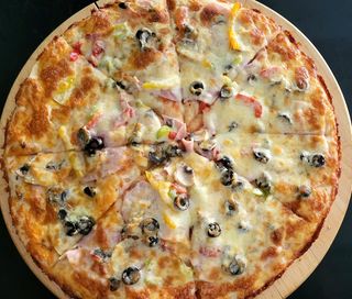 Pizza Capricciosa Ø 30cm