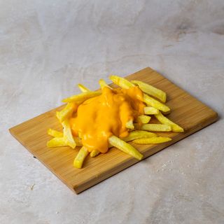 Pomfrit  bacon cheddar