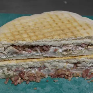 Campero carnívoro 