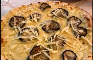 Pizza parmigiana
