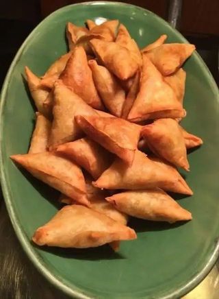 02 Samosa De Curry 4 Pzs.