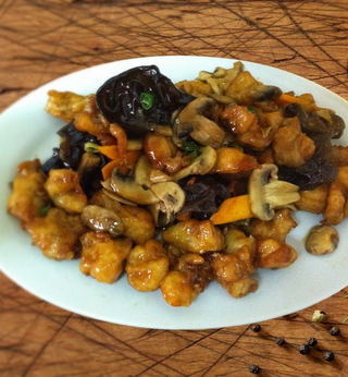 114. Панирана бяла риба с печурки (800г)