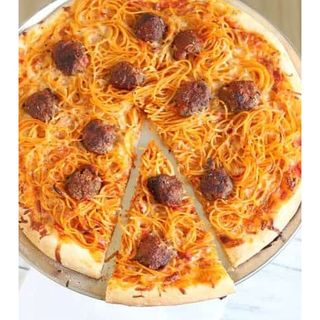 Spaghetti Meat Pizza