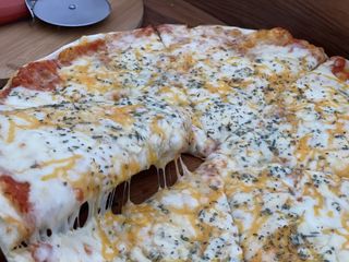 ოთხი ყველის ხაჭაპური