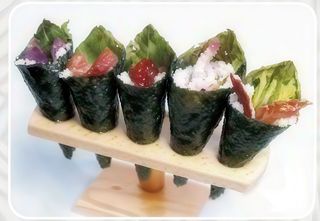 C5. Temaki De Atún ( 1 Und )