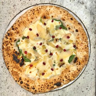 Pizza De Gorgonzola Y Pera