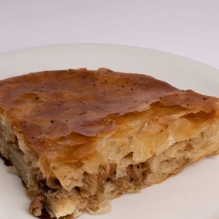 Burek sa mesom 1/8 - 150g