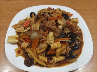 91. Осемте съкровища китайско блюдо (700гр)