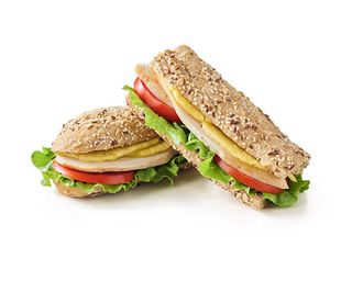 Sanduíche de frango e ananás