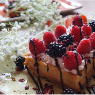 Gofr z kremem malinowym