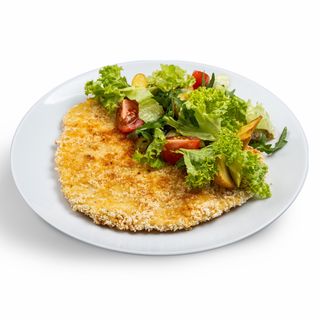 Шницель курячий з картопляним салатом (270/120г)