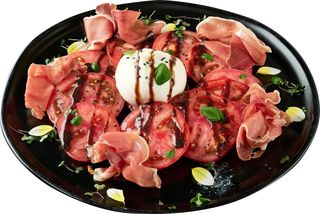 Burrata i paradajz