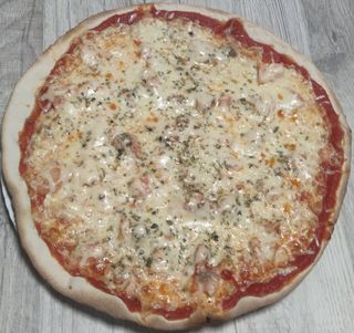 Pizza Salmón (30 Cm.)