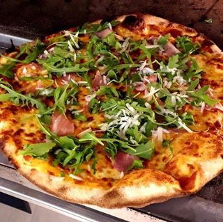 Pizza de Presunto (Média)