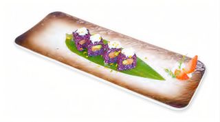 136. Uramaki black salmone