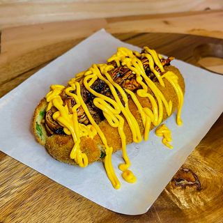 Croccopieno con pulledpork e cheddar