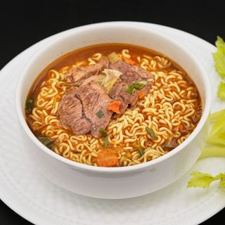 255) Ramen zuppa