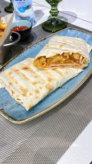 Донер с курицей 280 гр 