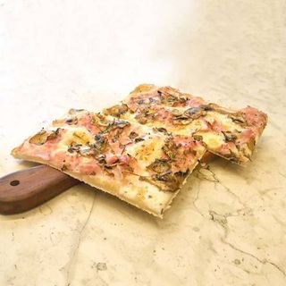 Pizza Funghi e Cotto