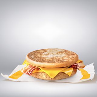 McToast sa sirom i slaninom