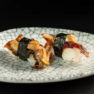 Niguiris De Anguila con Foie (2 Uds.)