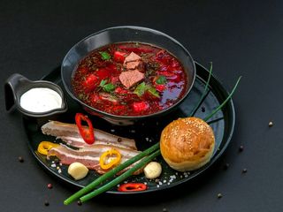 Борщ червоний з телятиною (350g)