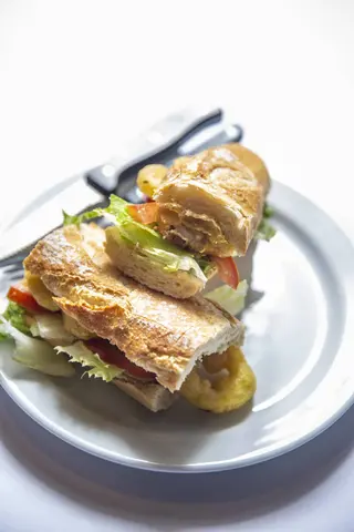 Bocadillo De Calamares (L)