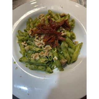 Penne Pesto ConTomate Seco Y Nueces