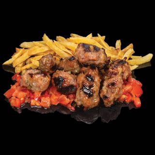 Ущипци по лесковашки с пържени картофи﻿