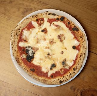 Aquí Te Queso, Aquí Te Beso