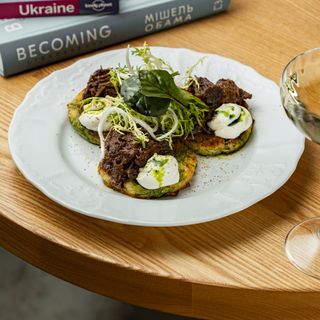 Деруни з томленими щічками (280 г)