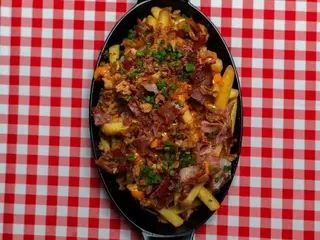 Frytki z boczkiem