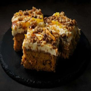 Prajitura Carrot Cake