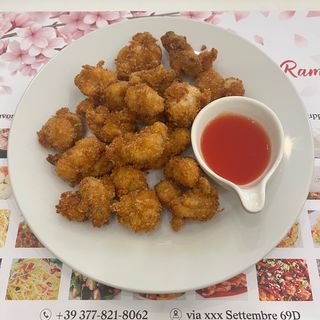 108A. Thailandese pollo fritti