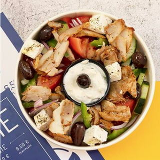 Ensalada griega con pollo