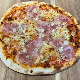 Pizza Rústica (Mediana)