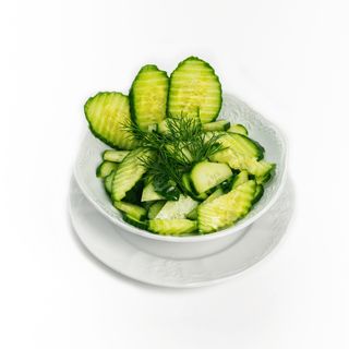 Salată de castraveți
