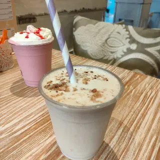 Batido De Plátano Y Avena (16 Oz)